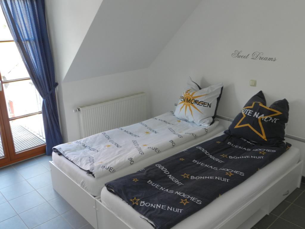 Ferienwohnung Holtenau Altenholz Zimmer foto
